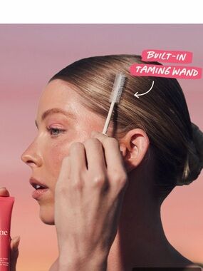 DAE TAMING HAIR